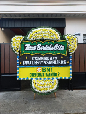 Papan Bunga Duka di Panancangan