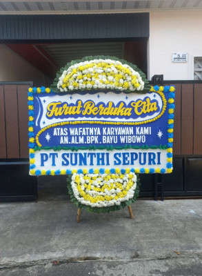 Papan Bunga Duka di Panancangan