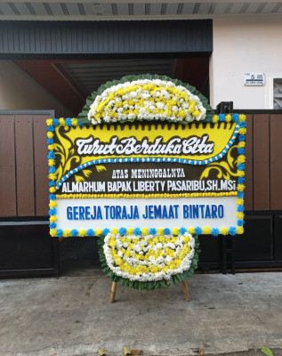 Papan Bunga Duka di Panancangan
